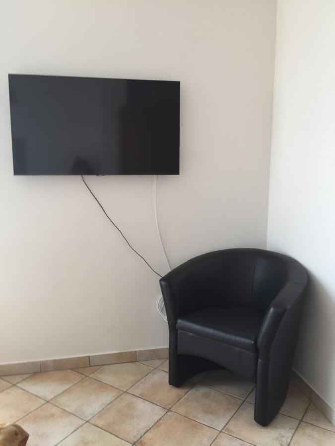 Vacation Home Lucija Slatina  Luaran gambar