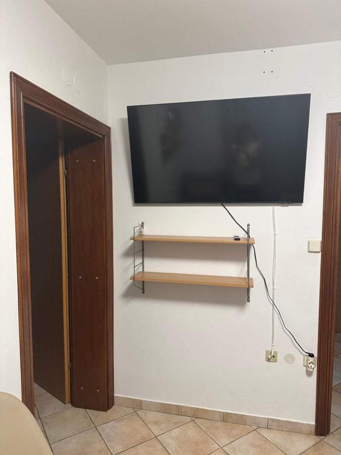 Vacation Home Lucija Slatina  Luaran gambar