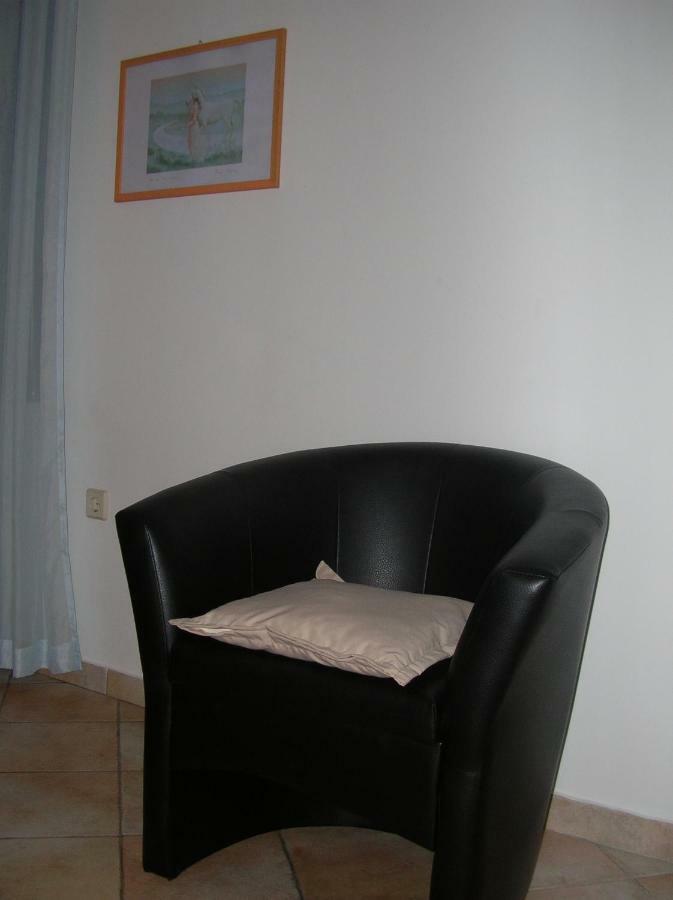 Vacation Home Lucija Slatina  Luaran gambar